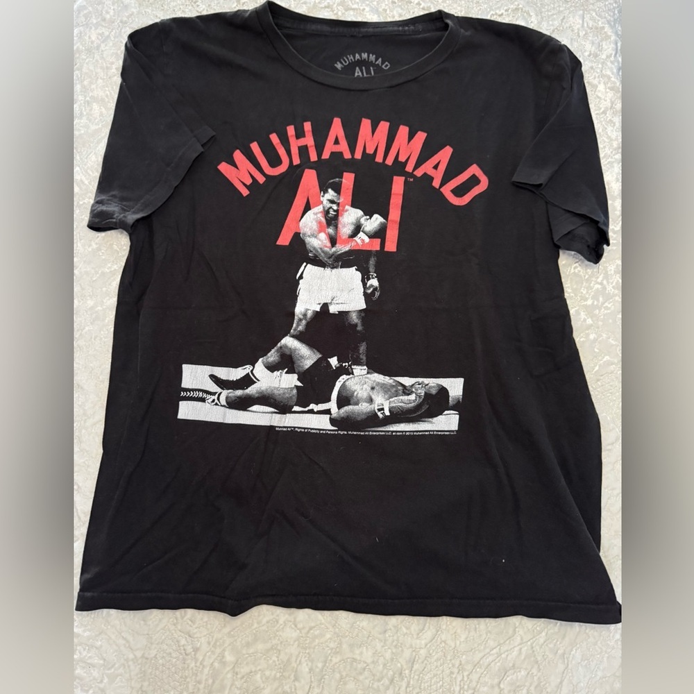 Muhammad Ali Black Graphic Tee